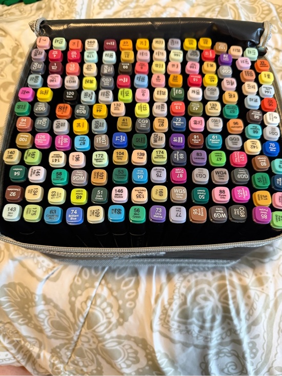 Other - 168 Color Dual Tip Alcohol Art Marker Set With Carrying Case